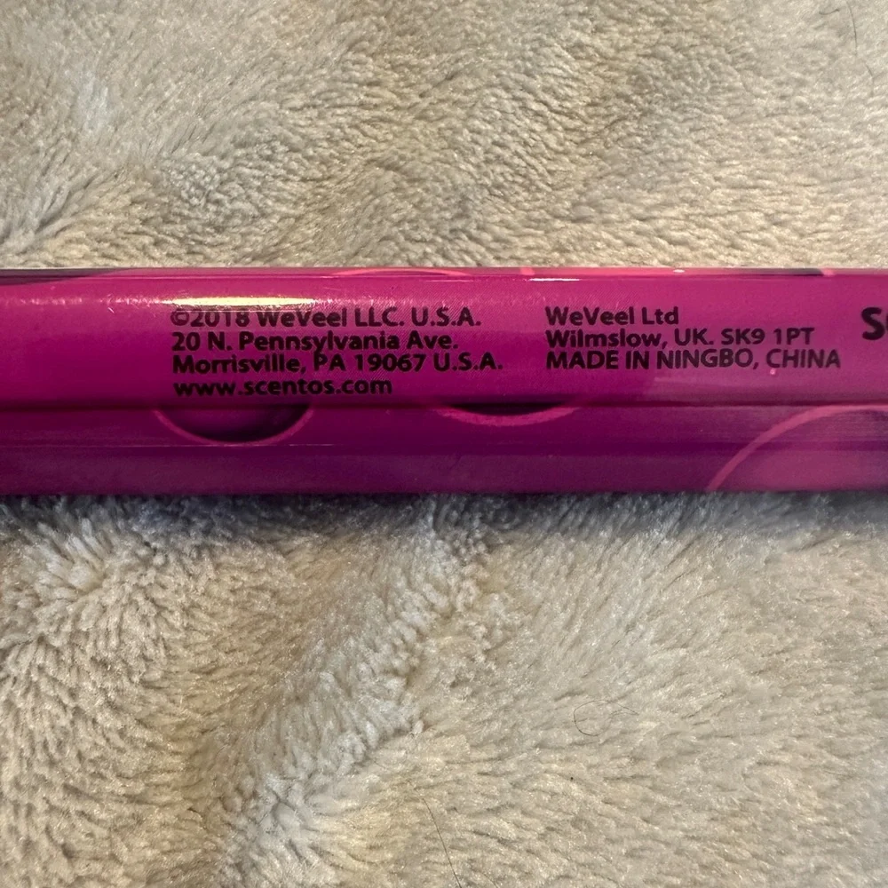 2 Scentos Smencils - Gourmet Scratch‎ and Sniff Scented Pencils